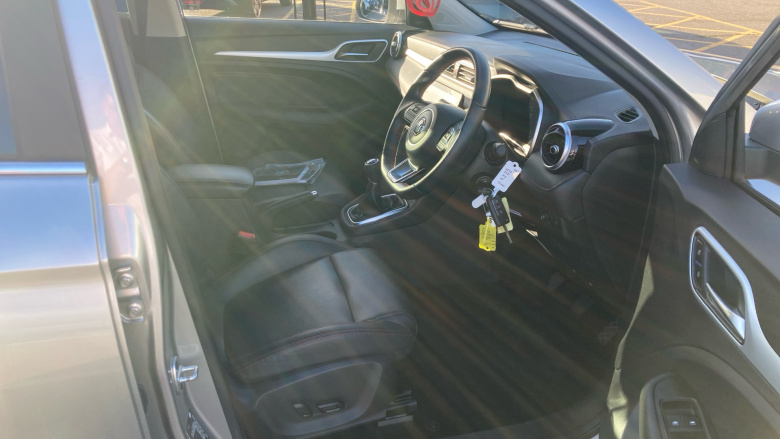 MG ZS 1.5 VTi-TECH Exclusive 5dr Petrol Hatchback